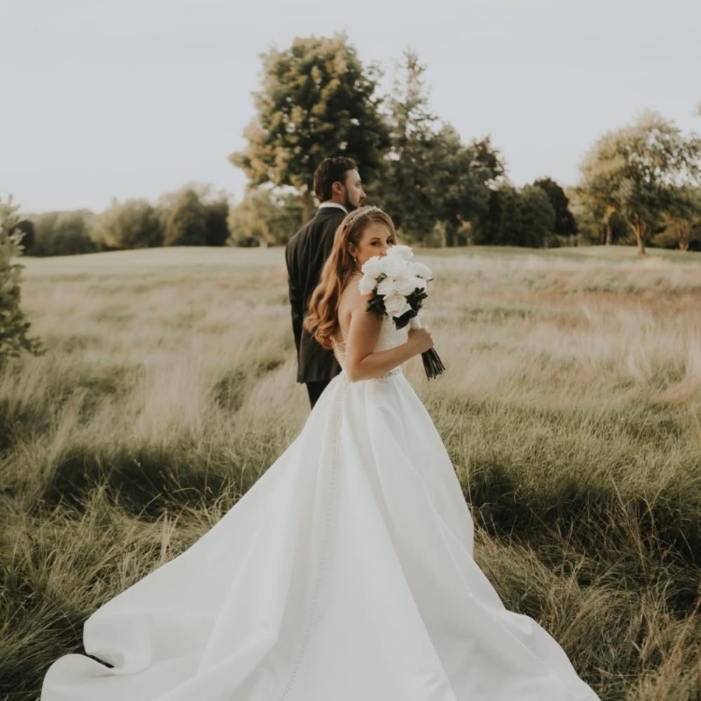 Elegant White Wedding Dress